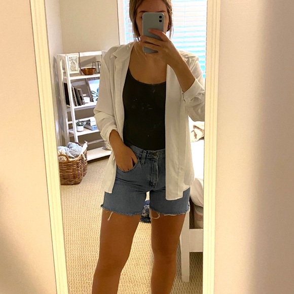 Bermuda Lee Jean Shorts - Picture 1 of 4